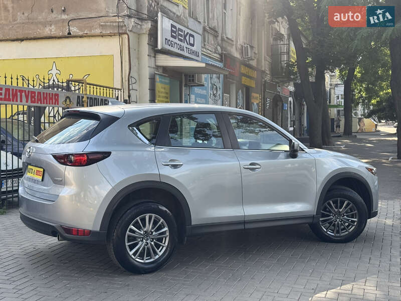 Позашляховик / Кросовер Mazda CX-5 2017 в Миколаєві