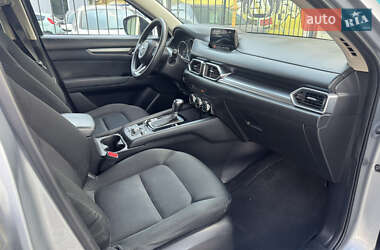 Позашляховик / Кросовер Mazda CX-5 2017 в 