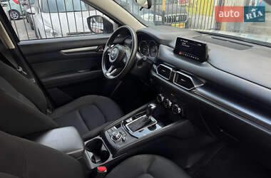 Позашляховик / Кросовер Mazda CX-5 2017 в 