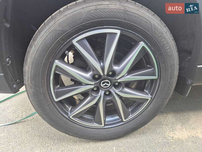 Внедорожник / Кроссовер Mazda CX-5 2018 в Киеве