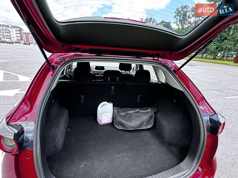 Позашляховик / Кросовер Mazda CX-5 2019 в Києві