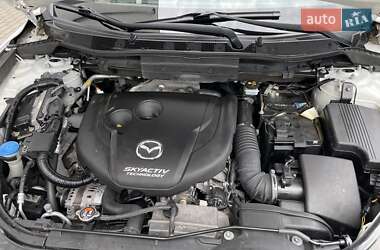 Позашляховик / Кросовер Mazda CX-5 2015 в 