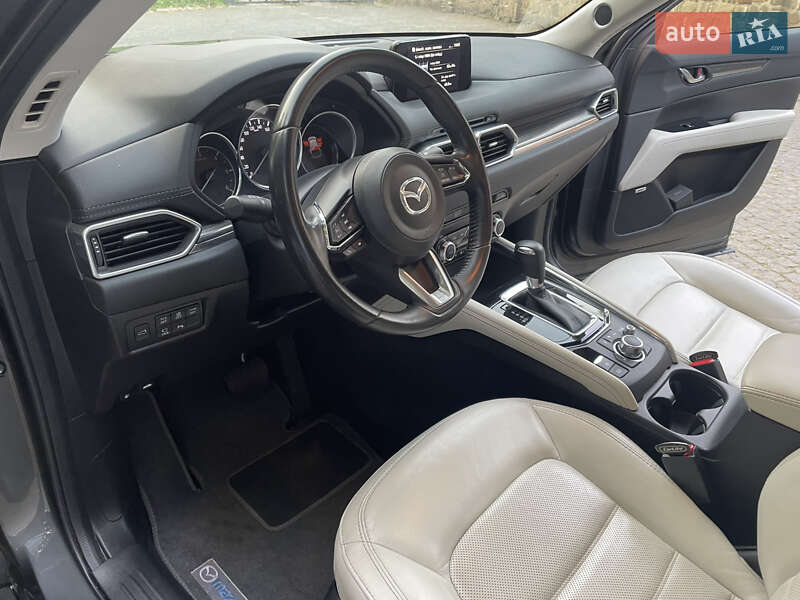 Внедорожник / Кроссовер Mazda CX-5 2018 в Черновцах