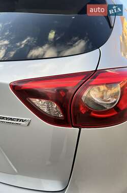 Внедорожник / Кроссовер Mazda CX-5 2015 в 