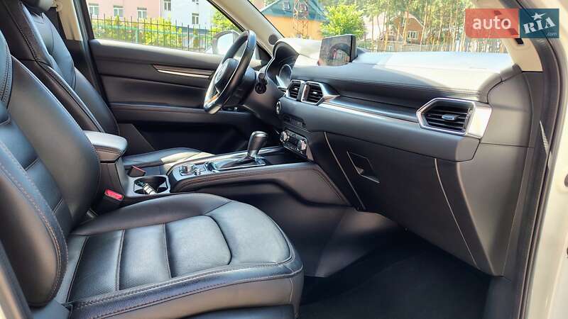 Внедорожник / Кроссовер Mazda CX-5 2017 в Киеве