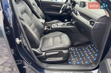 Позашляховик / Кросовер Mazda CX-5 2017 в 