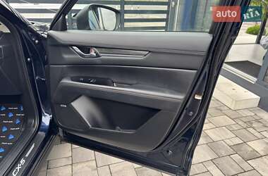 Позашляховик / Кросовер Mazda CX-5 2017 в 