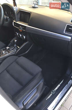 Внедорожник / Кроссовер Mazda CX-5 2016 в 