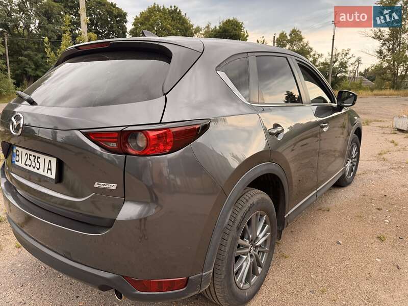 Внедорожник / Кроссовер Mazda CX-5 2017 в Полтаве