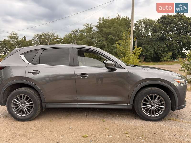Внедорожник / Кроссовер Mazda CX-5 2017 в Полтаве