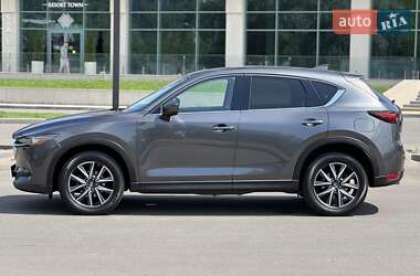 Позашляховик / Кросовер Mazda CX-5 2017 в 