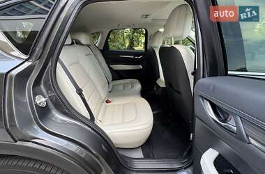 Позашляховик / Кросовер Mazda CX-5 2017 в 