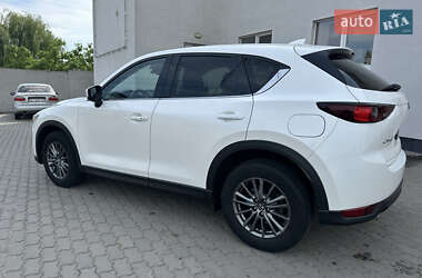Внедорожник / Кроссовер Mazda CX-5 2017 в 