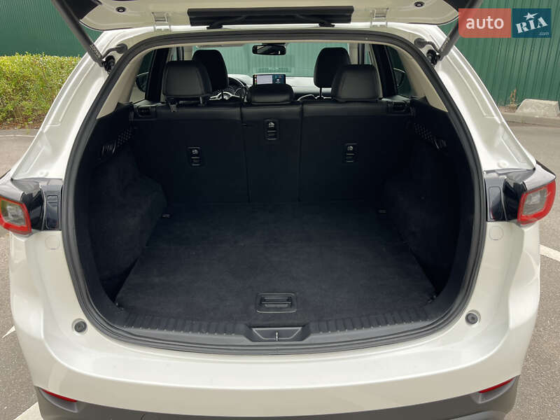 Внедорожник / Кроссовер Mazda CX-5 2022 в Киеве