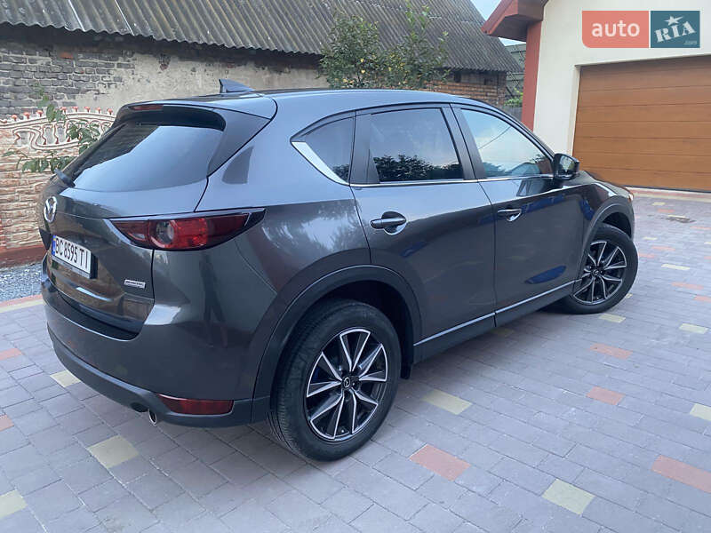 Внедорожник / Кроссовер Mazda CX-5 2017 в Шептицькому