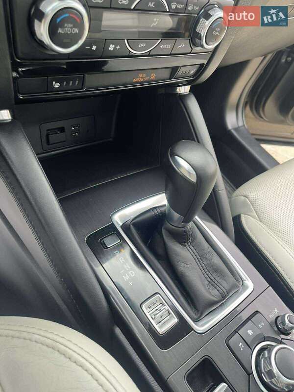 Внедорожник / Кроссовер Mazda CX-5 2016 в Львове