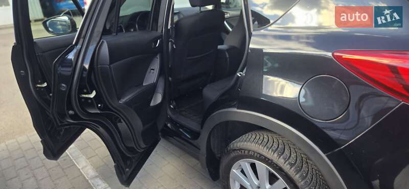 Внедорожник / Кроссовер Mazda CX-5 2016 в Луцке