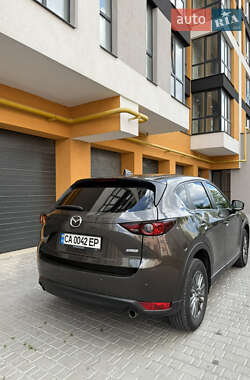 Внедорожник / Кроссовер Mazda CX-5 2018 в 