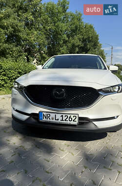 Внедорожник / Кроссовер Mazda CX-5 2017 в 