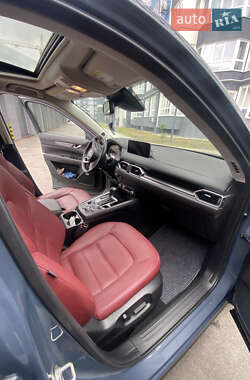 Внедорожник / Кроссовер Mazda CX-5 2023 в 