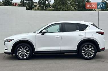 Внедорожник / Кроссовер Mazda CX-5 2021 в 