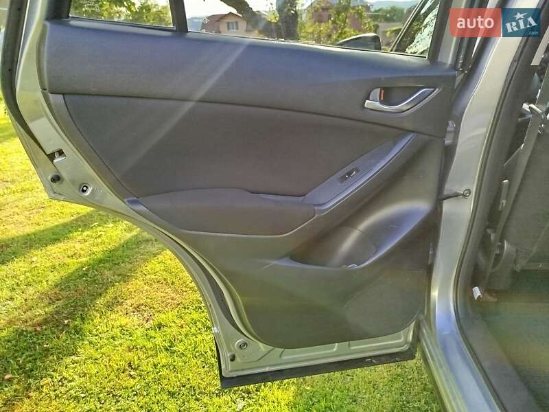 Внедорожник / Кроссовер Mazda CX-5 2012 в Долине