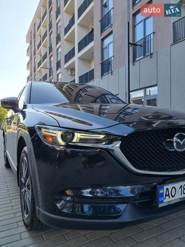 Позашляховик / Кросовер Mazda CX-5 2018 в Ужгороді