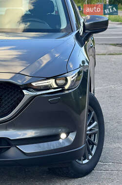 Внедорожник / Кроссовер Mazda CX-5 2018 в 