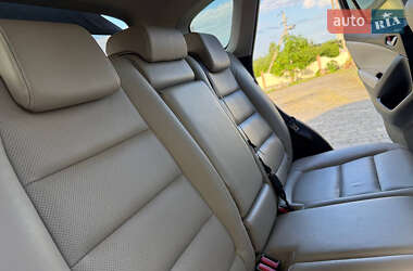 Внедорожник / Кроссовер Mazda CX-5 2012 в 