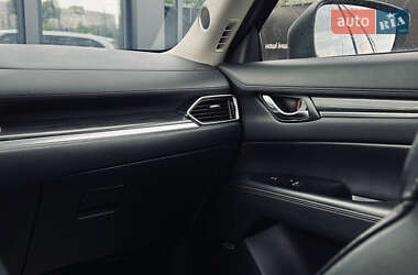 Внедорожник / Кроссовер Mazda CX-5 2018 в 