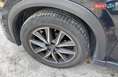 Внедорожник / Кроссовер Mazda CX-5 2017 в 