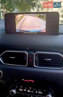 Позашляховик / Кросовер Mazda CX-5 2022 в 