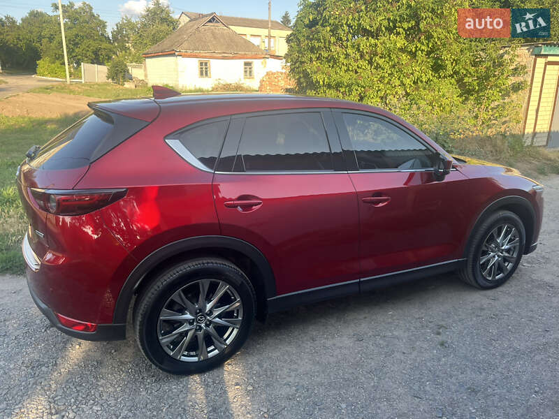 Внедорожник / Кроссовер Mazda CX-5 2019 в Лысянке