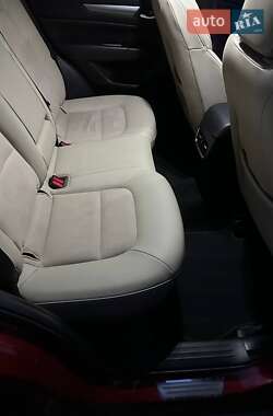 Позашляховик / Кросовер Mazda CX-5 2020 в 