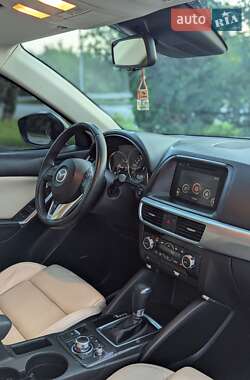 Внедорожник / Кроссовер Mazda CX-5 2015 в 