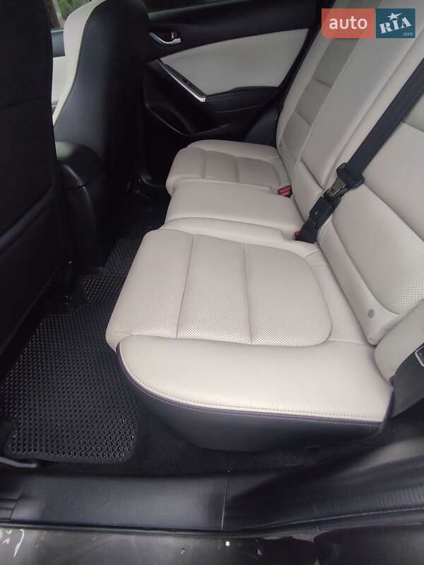 Внедорожник / Кроссовер Mazda CX-5 2016 в Житомире