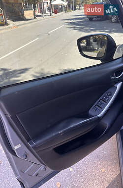 Внедорожник / Кроссовер Mazda CX-5 2012 в 