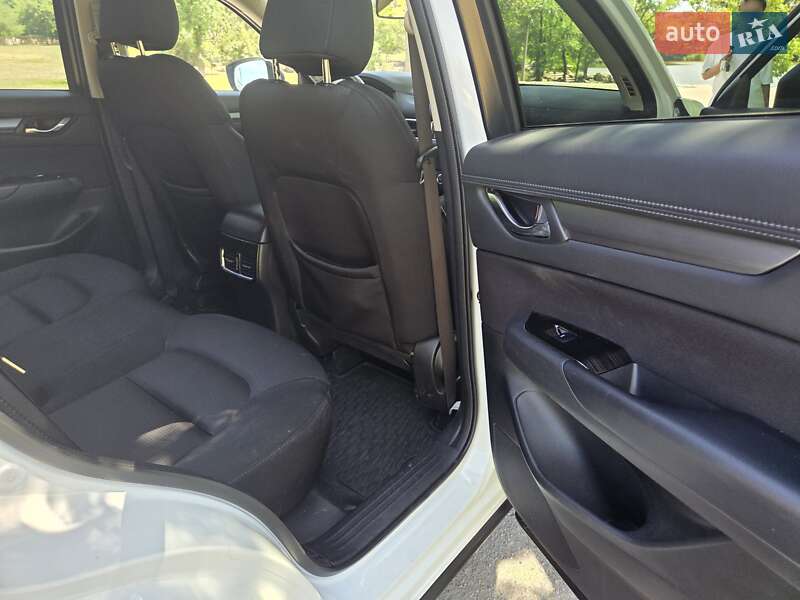 Внедорожник / Кроссовер Mazda CX-5 2017 в Днепре