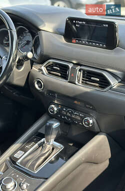 Внедорожник / Кроссовер Mazda CX-5 2017 в 