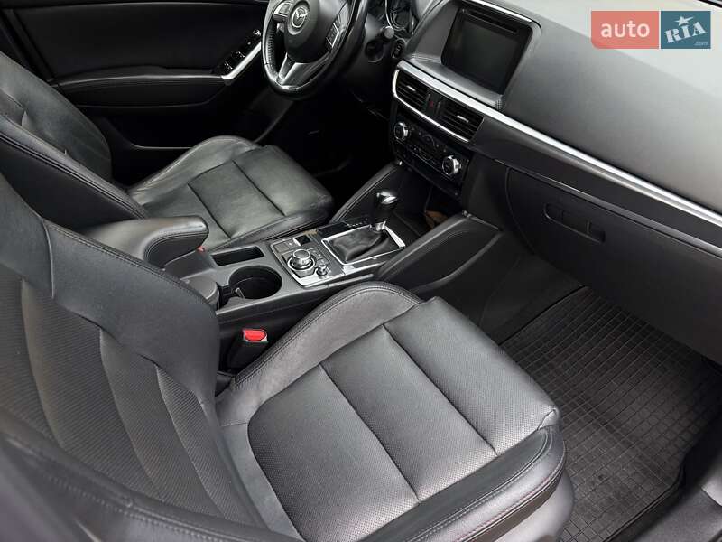 Внедорожник / Кроссовер Mazda CX-5 2015 в Ровно