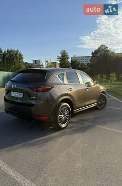 Внедорожник / Кроссовер Mazda CX-5 2017 в 