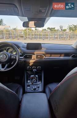 Внедорожник / Кроссовер Mazda CX-5 2017 в 