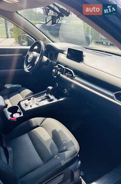 Внедорожник / Кроссовер Mazda CX-5 2018 в 