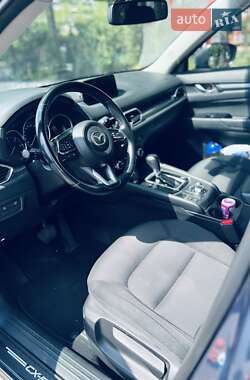 Внедорожник / Кроссовер Mazda CX-5 2018 в 