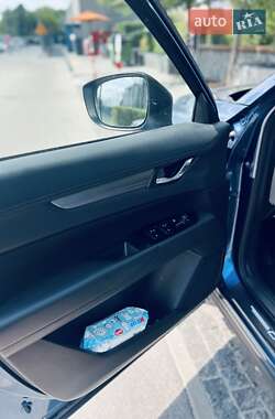 Внедорожник / Кроссовер Mazda CX-5 2018 в 