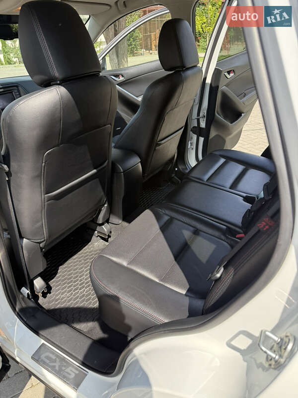Внедорожник / Кроссовер Mazda CX-5 2012 в Золочеве