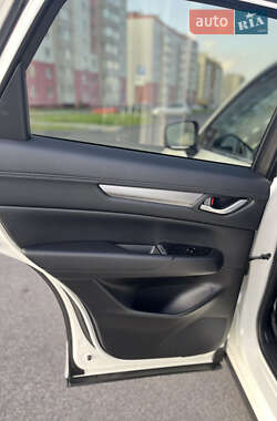 Внедорожник / Кроссовер Mazda CX-5 2023 в 
