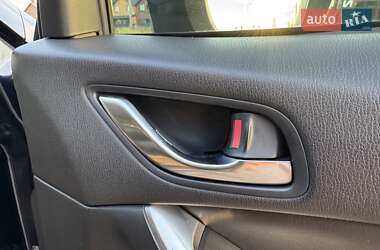 Внедорожник / Кроссовер Mazda CX-5 2015 в 