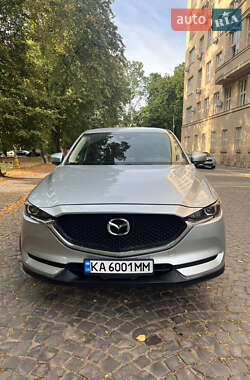 Внедорожник / Кроссовер Mazda CX-5 2018 в 