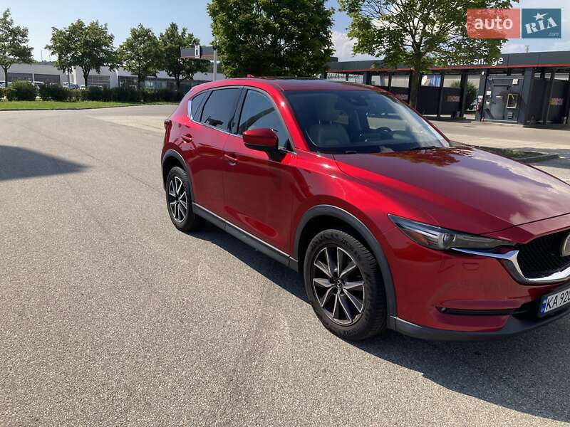 Внедорожник / Кроссовер Mazda CX-5 2017 в Киеве
